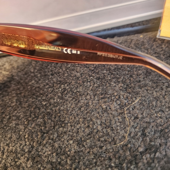 FENDI NEW Sunglasses beautiful red and black design - Picture 10 of 10